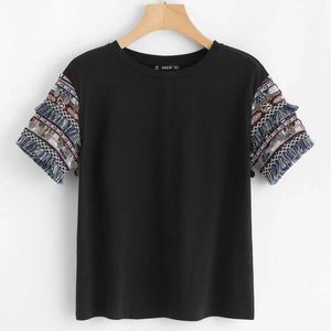 White coin fringe embroidered sleeve tee